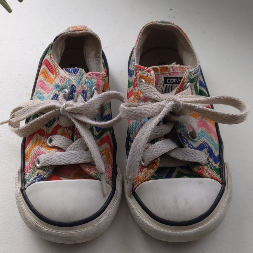 Converse Low Tops